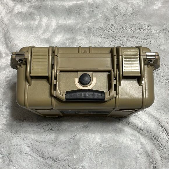 Apache Hard Case with Foam Inserts - Picture 2 of 15